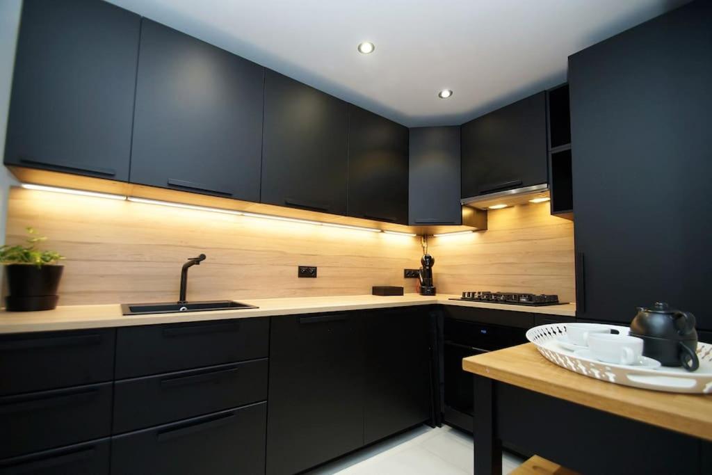 Apartament Korfantego Citycentre Z Widokiem Na Spodek Katowice Eksteriør bilde